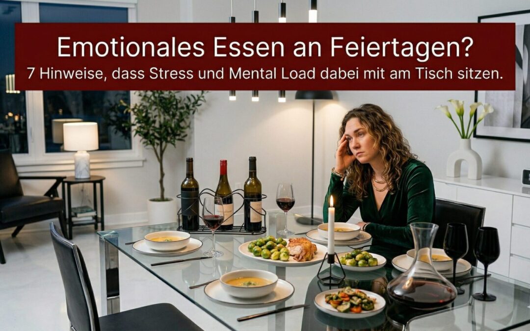 Emotionales Essen an Feiertagen durch Stress und Mental Load, nachdenkliche Frau sitzt allein am festlich gedeckten Tisch